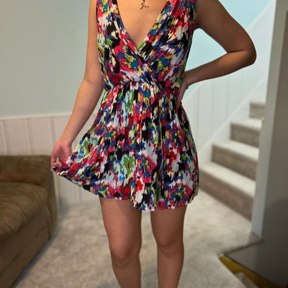 Multi colour dress - Picture 1 of 3